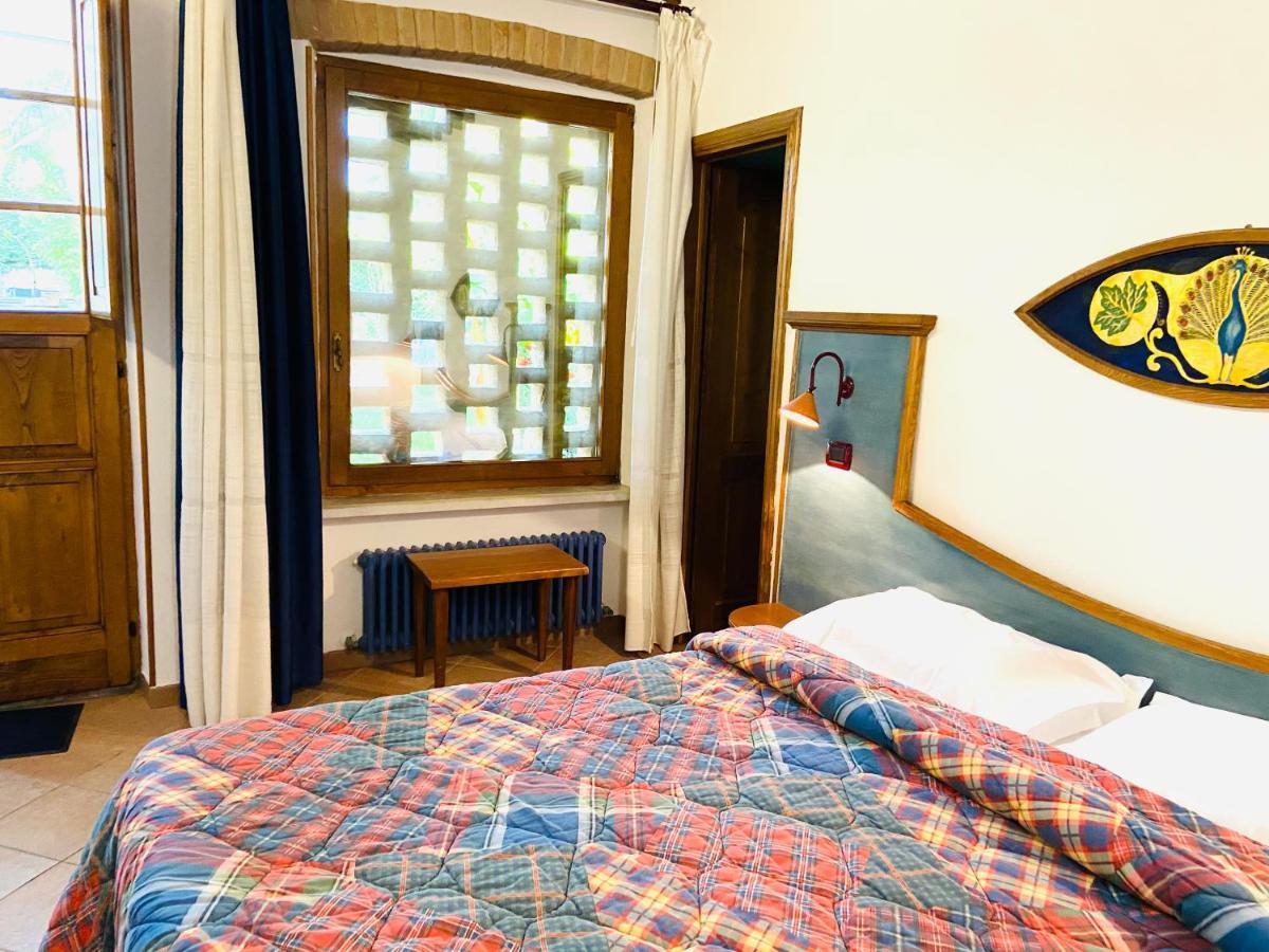 Bed & Breakfast Casale Gregoriano And Apartaments San Gimignano Exterior photo