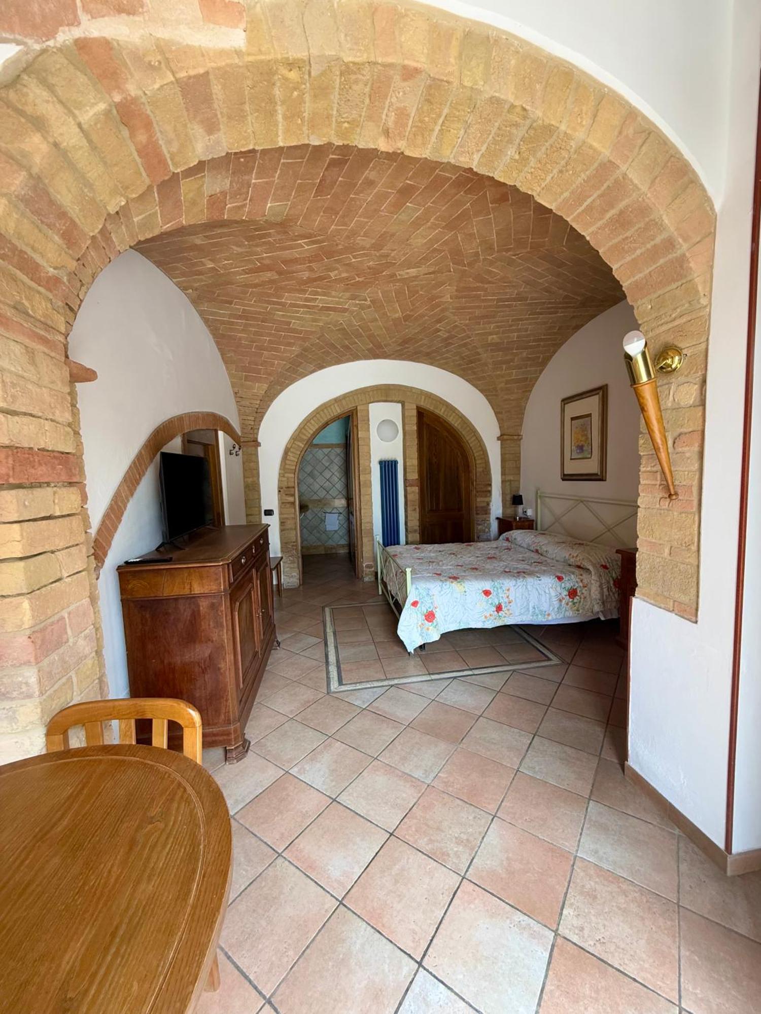 Bed & Breakfast Casale Gregoriano And Apartaments San Gimignano Exterior photo