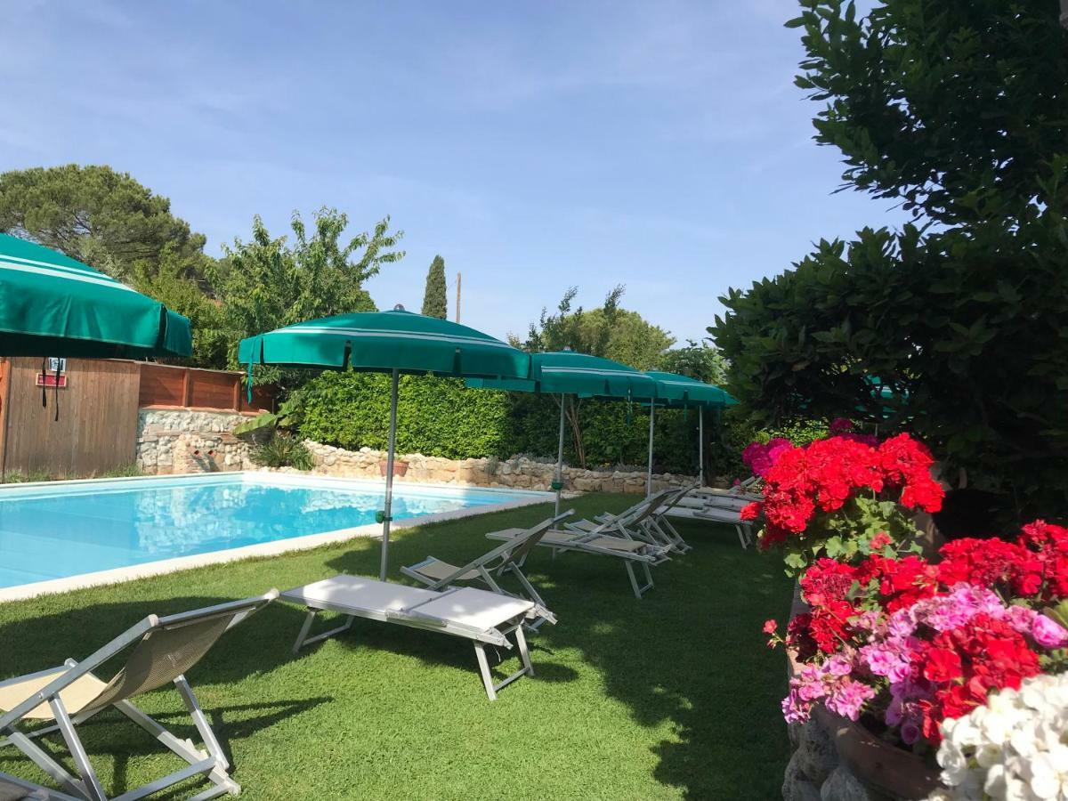 Bed & Breakfast Casale Gregoriano And Apartaments San Gimignano Exterior photo